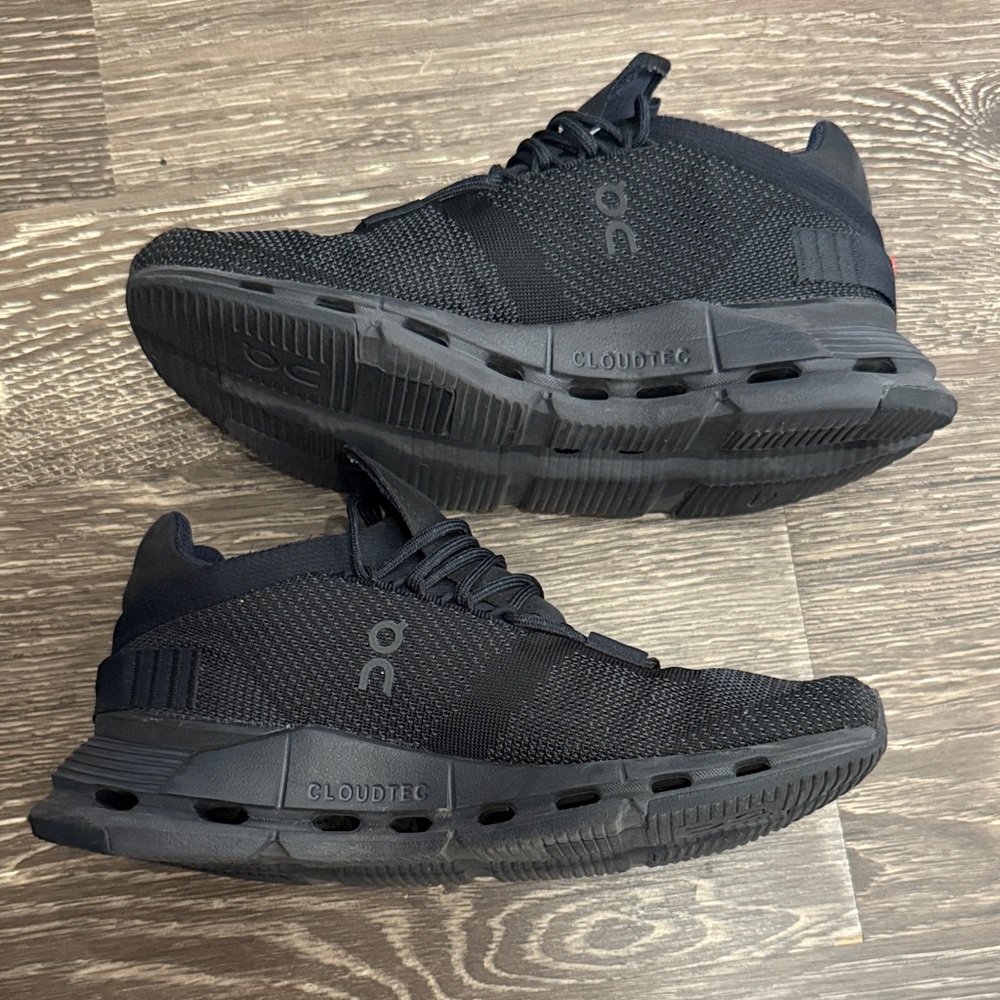 On Running All-Black CloudNova shoes